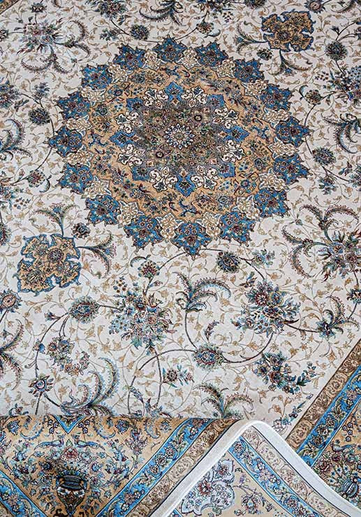 Kashan Ivory Medallion Silk Carpet (160*230) - SB814