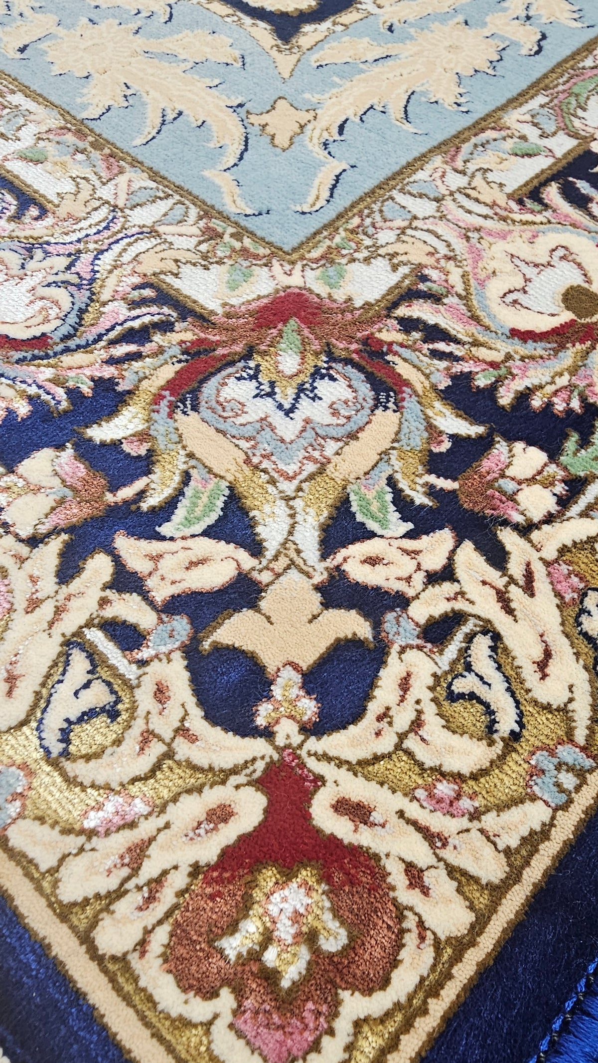 Royal Azure Garden Narural Silk & Wool Carpet 200x300 cm