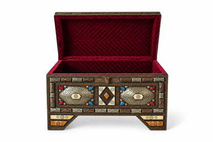 Khaldoré Sovereign Relic Antique Chest - A82
