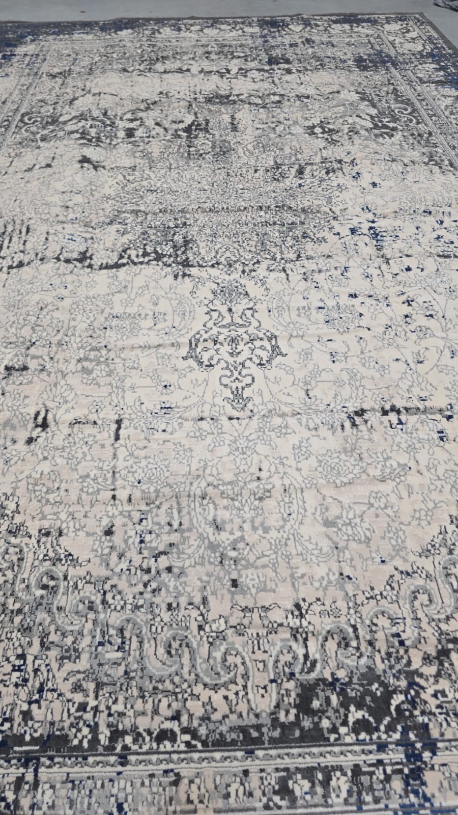 Midnight Mist Vintage Turkish Acrylic Carpet 3*5mtr