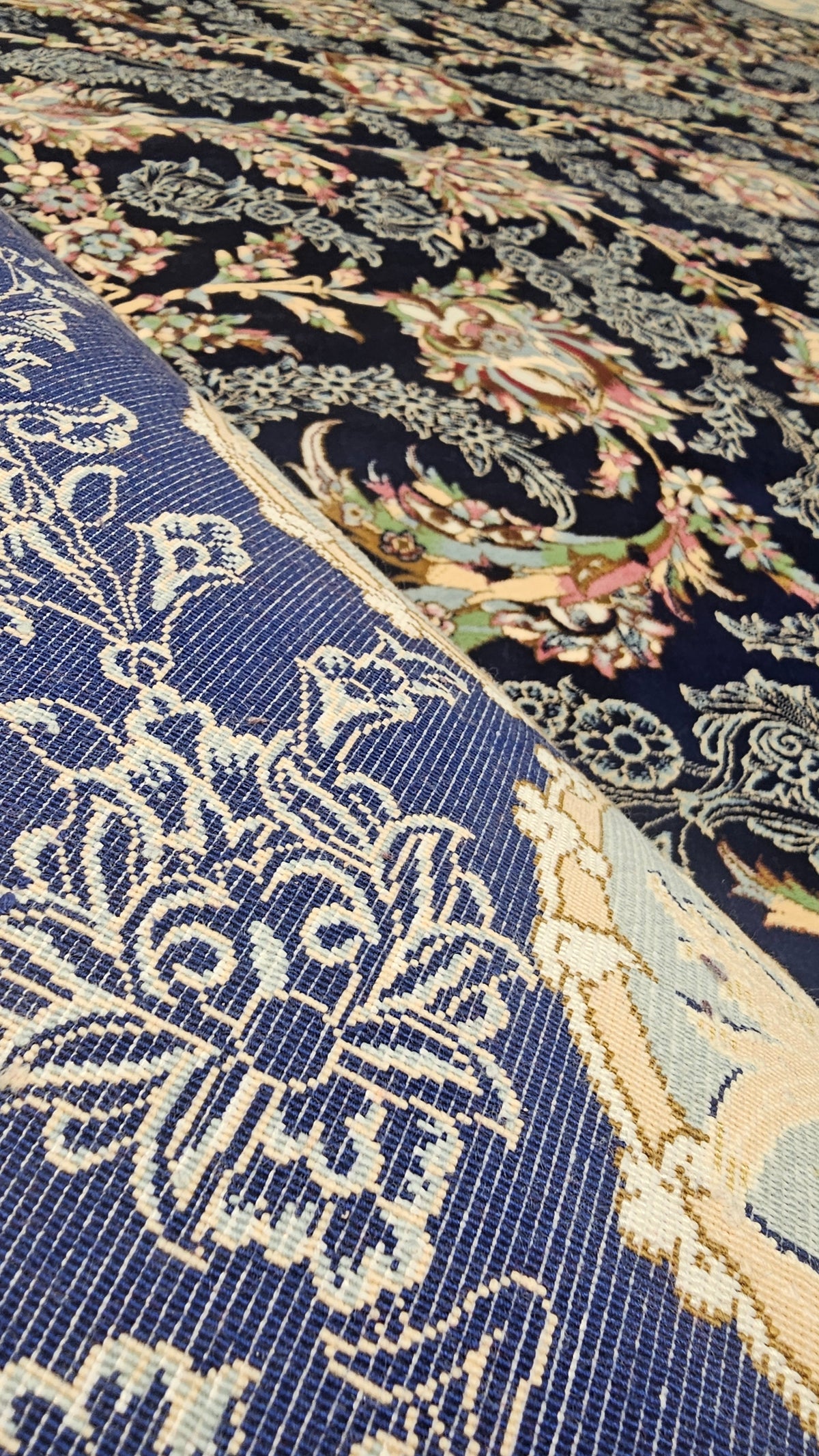 Royal Azure Garden Narural Silk & Wool Carpet 200x300 cm